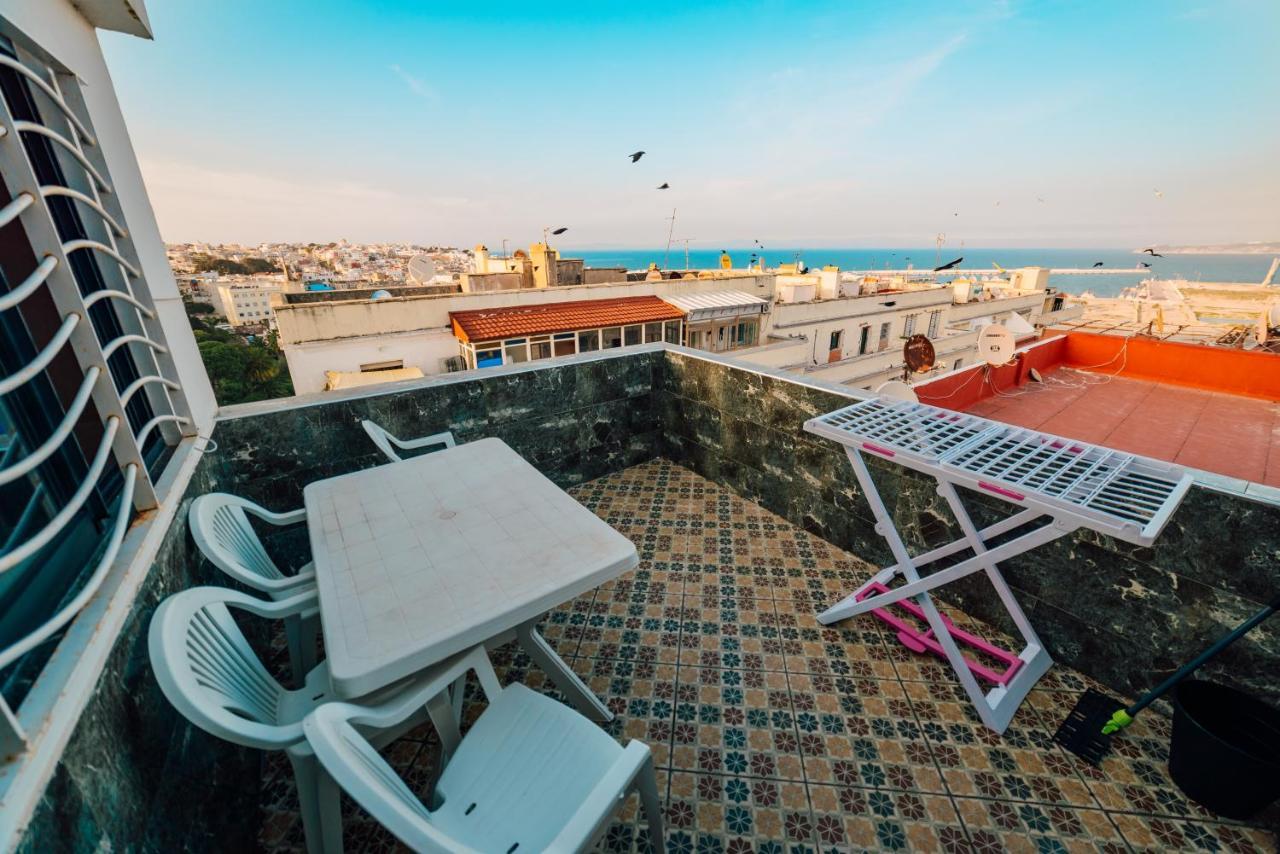 Velasquez Appartements Fast Wifi And Ocean View Tanger Luaran gambar