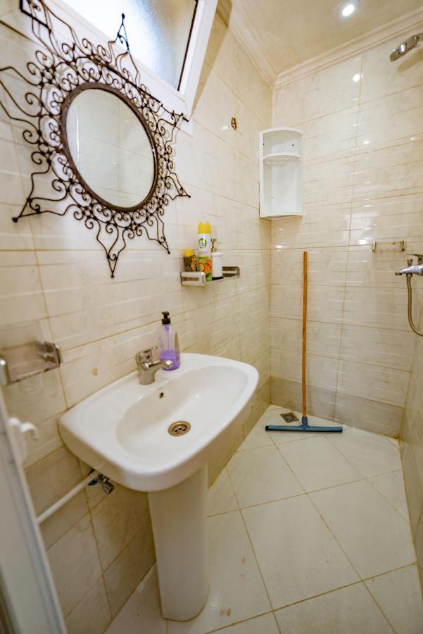 Velasquez Appartements Fast Wifi And Ocean View Tanger Luaran gambar